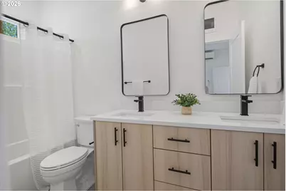 3817 SW Pomona St, Portland, OR 97219 - Photo 12