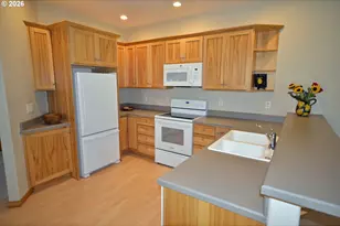 814 Henderson Rd, Hood River, OR 97031 - Photo 18