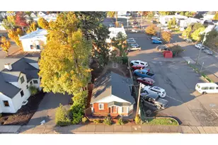 728 E Whiteaker Ave, Cottage Grove, OR 97424 - Photo 34