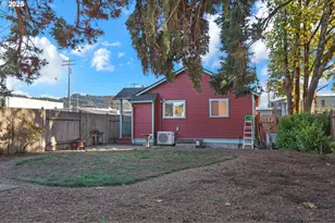 728 E Whiteaker Ave, Cottage Grove, OR 97424 - Photo 22