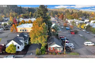 728 E Whiteaker Ave, Cottage Grove, OR 97424 - Photo 36