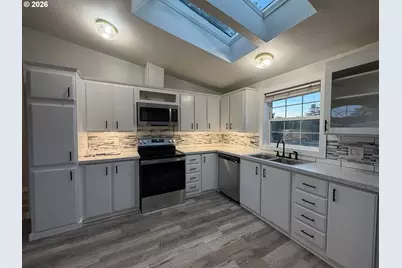 1805 NE 94th St, Vancouver, WA 98665 - Photo 8