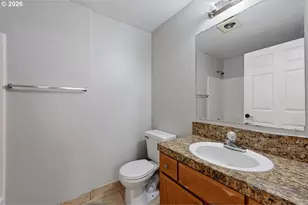 697 NE 162nd Ave, Portland, OR 97230 - Photo 26