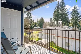 697 NE 162nd Ave, Portland, OR 97230 - Photo 22