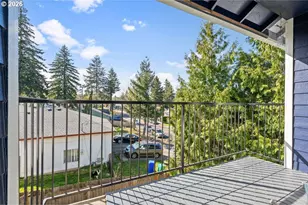 697 NE 162nd Ave, Portland, OR 97230 - Photo 24