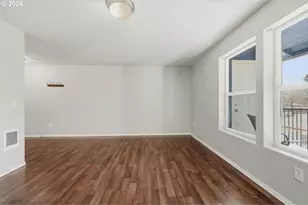697 NE 162nd Ave, Portland, OR 97230 - Photo 12