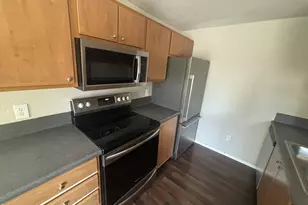 697 NE 162nd Ave, Portland, OR 97230 - Photo 16