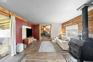 3197 Bilger Creek Rd, Myrtle Creek, OR 97457 - Photo 6