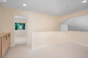 3140 NE Rocky Butte Ln, Portland, OR 97220 - Photo 24