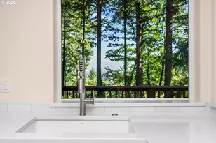 3140 NE Rocky Butte Ln, Portland, OR 97220 - Photo 14