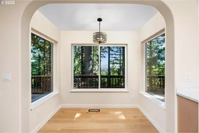 3140 NE Rocky Butte Ln, Portland, OR 97220 - Photo 16