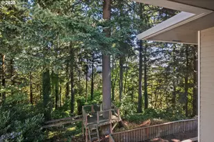 3140 NE Rocky Butte Ln, Portland, OR 97220 - Photo 26