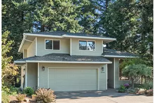 3140 NE Rocky Butte Ln, Portland, OR 97220 - Photo 2