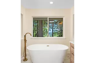 3140 NE Rocky Butte Ln, Portland, OR 97220 - Photo 28