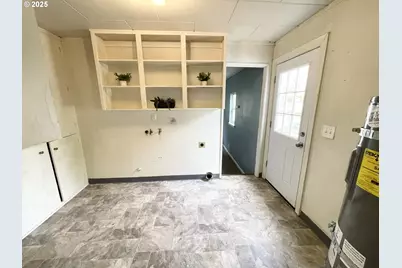 245 Madrona Ave, Salem, OR 97302 - Photo 22