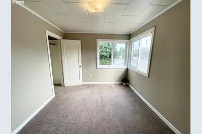 245 Madrona Ave, Salem, OR 97302 - Photo 10