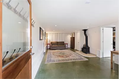 7100 SE Harrison Ct, Portland, OR 97215 - Photo 24