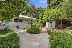 7100 SE Harrison Ct, Portland, OR 97215 - Photo 42