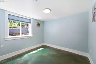 7100 SE Harrison Ct, Portland, OR 97215 - Photo 32