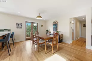 7100 SE Harrison Ct, Portland, OR 97215 - Photo 4