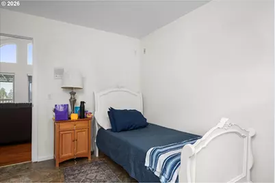 805 Queens Ave, Creswell, OR 97426 - Photo 16