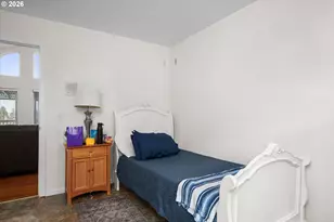 805 Queens Ave, Creswell, OR 97426 - Photo 16
