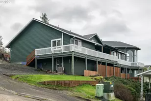 805 Queens Ave, Creswell, OR 97426 - Photo 32