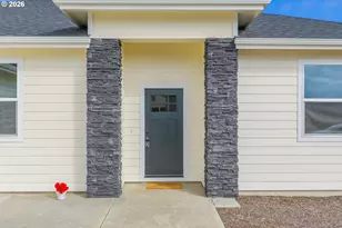 1849 Steelhead St, North Bend, OR 97459 - Photo 6