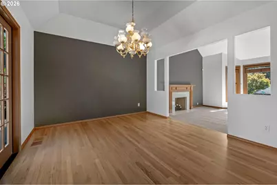 6013 SW Orchid Dr, Portland, OR 97219 - Photo 8