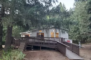 862 Autumn Ln, Glendale, OR 97442 - Photo 20