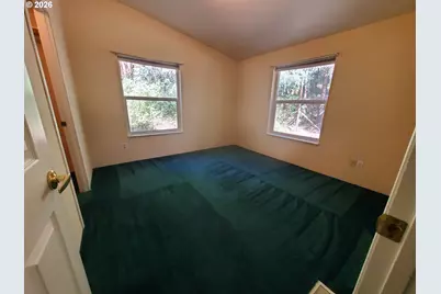 862 Autumn Ln, Glendale, OR 97442 - Photo 18