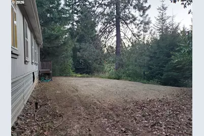 862 Autumn Ln, Glendale, OR 97442 - Photo 28