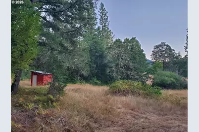 862 Autumn Ln, Glendale, OR 97442 - Photo 38