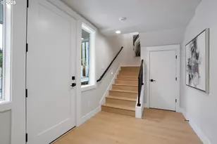 6008 SW 18th Dr, Portland, OR 97239 - Photo 4