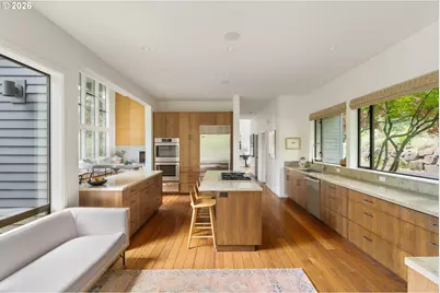 445 NW Skyline Blvd, Portland, OR 97229 - Photo 16
