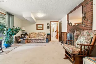 142 NE 10th Ave, Canby, OR 97013 - Photo 8