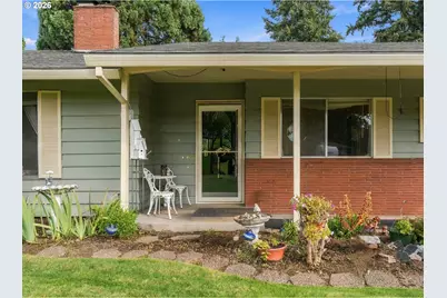 142 NE 10th Ave, Canby, OR 97013 - Photo 4