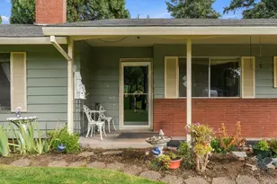 142 NE 10th Ave, Canby, OR 97013 - Photo 4