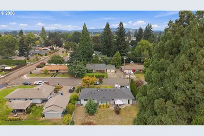 142 NE 10th Ave, Canby, OR 97013 - Photo 32