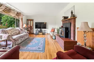 142 NE 10th Ave, Canby, OR 97013 - Photo 6