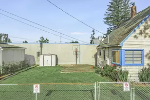 8935 SE Stanley Pl, Portland, OR 97206 - Photo 14