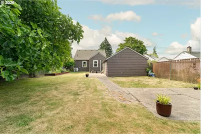 1553 E 2nd St, Newberg, OR 97132 - Photo 30