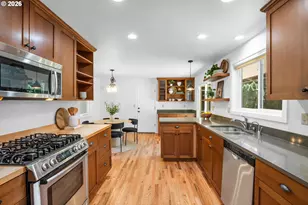 13675 SE 177th Ave, Damascus, OR 97089 - Photo 8