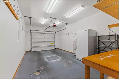 786 Edwards Ave, Coos Bay, OR 97420 - Photo 24