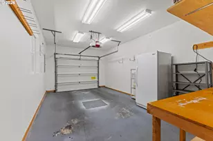 786 Edwards Ave, Coos Bay, OR 97420 - Photo 24