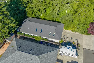 786 Edwards Ave, Coos Bay, OR 97420 - Photo 36