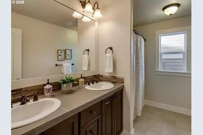 20381 SW Navarre Ln, Beaverton, OR 97007 - Photo 26