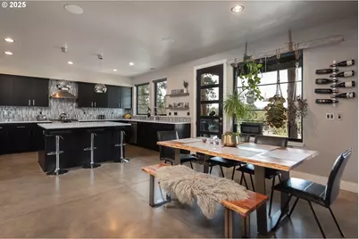 21060 Knott Rd, Bend, OR 97702 - Photo 12