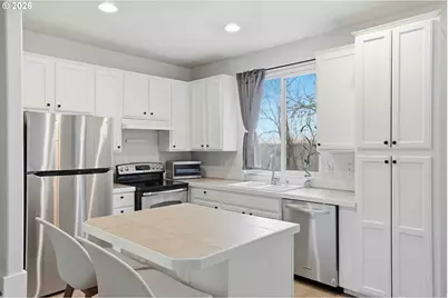 3323 NW 31st Cir, Camas, WA 98607 - Photo 10