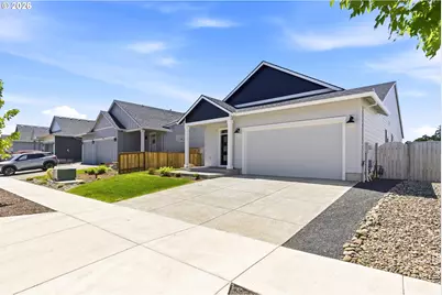 713 Tigerlily St, Silverton, OR 97381 - Photo 2